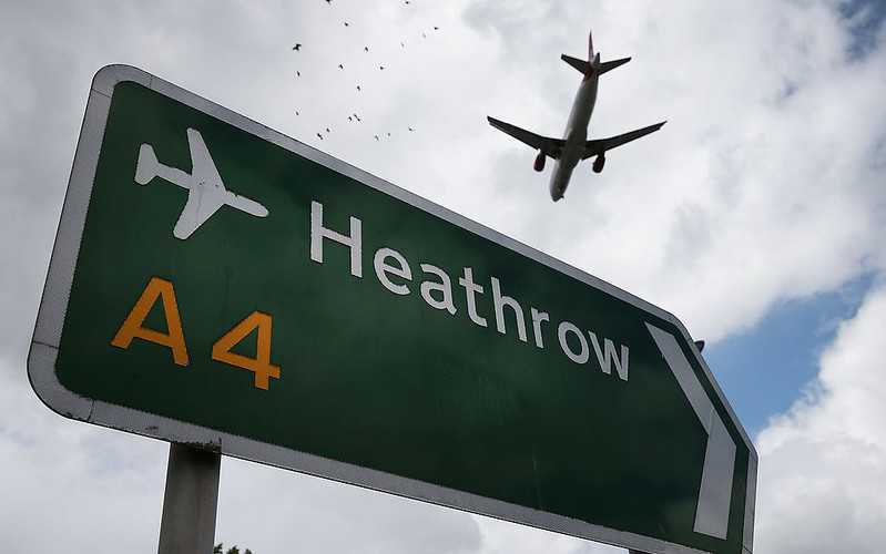 Flights to Heathrow diverted after RAF demands use of airspace