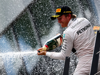 Nico Rosberg wygrał wyścig o GP Austrii, Hamilton drugi