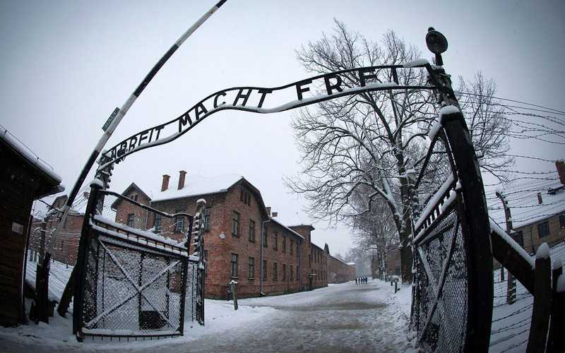 "The Sunday Times" o sporach wokół rocznicy wyzwolenia Auschwitz