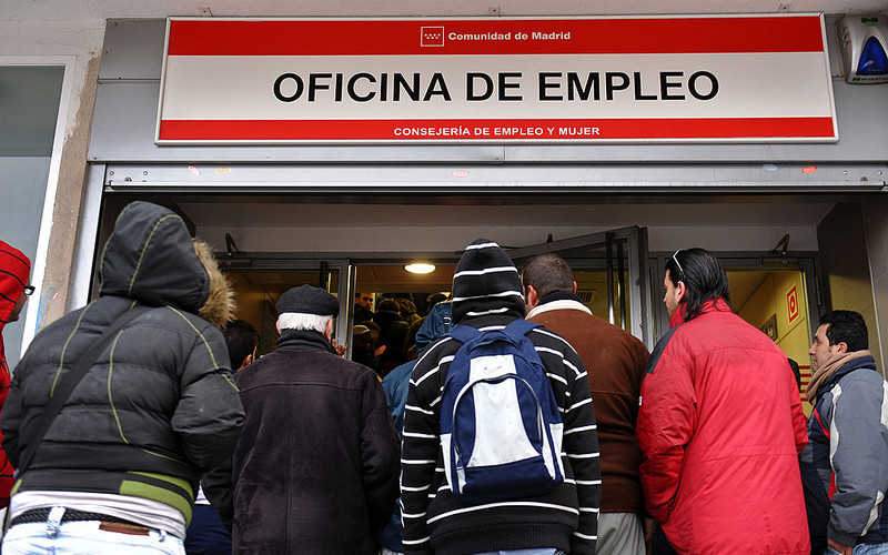 Spain: Record unemployment among young people