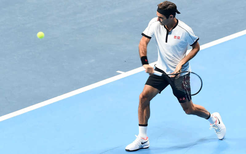 Rust-free Federer launches Melbourne campaign with sublime win