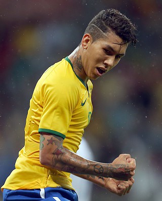 Liverpool announce £29m signing of Brazil's Roberto Firmino