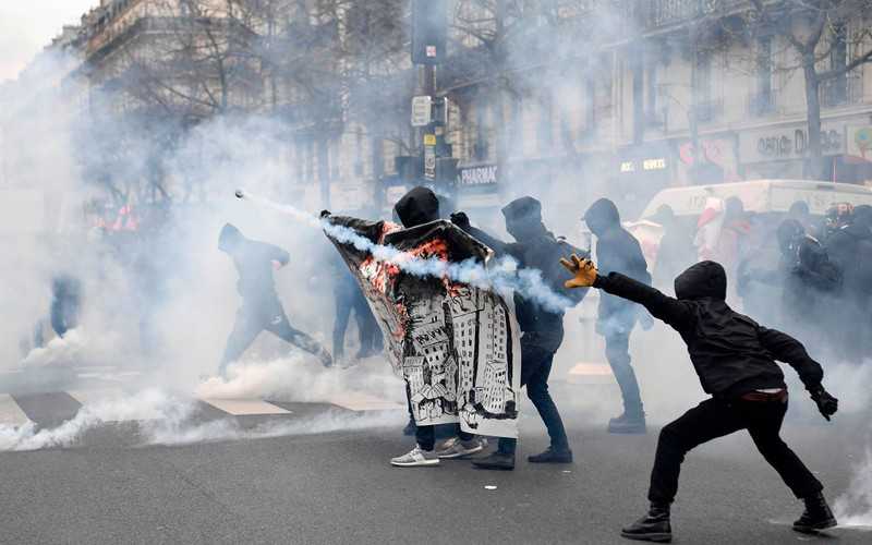 Francja: Wzrost o 130 proc. liczby aktów rasistowskich i ksenofobicznych