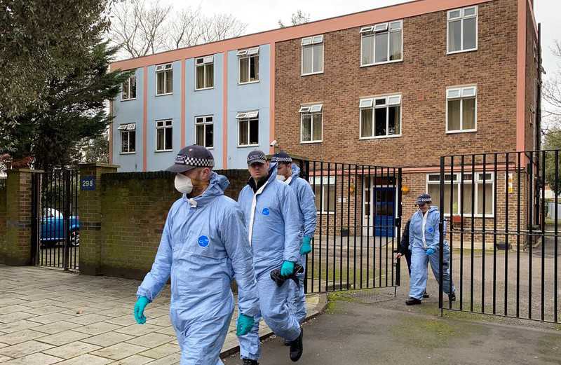 Londyn: Policja przeszukała dwa domy w ramach śledztwa po ataku