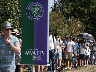 Wimbledon: Kolejka po bilety tradycją i szansą na nowe znajomości