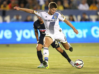 Steven Gerrard merges with the Galaxy 