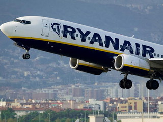 Ryanair w Grecji tylko za pięć euro. Irlandzkie linie obniżają ceny biletów