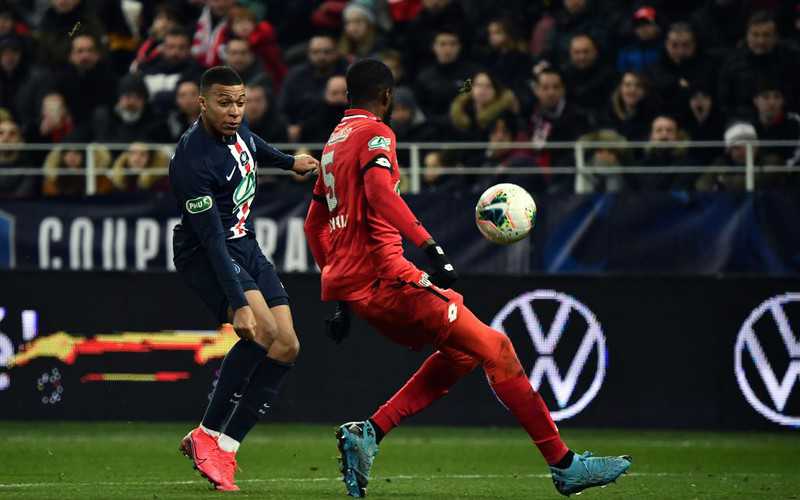 PSG hammer Dijon, Lyon beat Marseille to reach French Cup semis