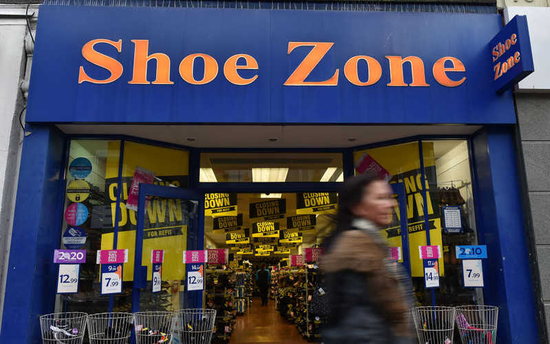 Shoe Zone może zamknąć 100 sklepów