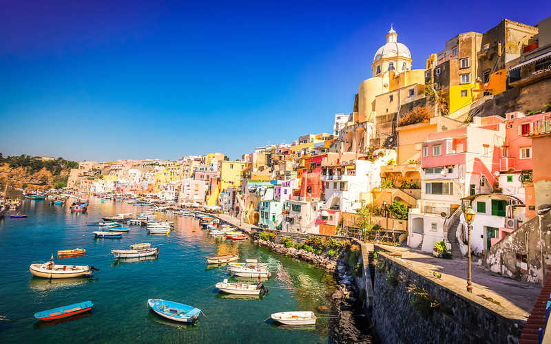 Włochy: Wyspa Ischia nie wpuszcza turystów z Chin
