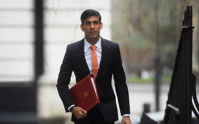 IFS urges Rishi Sunak to raise taxes in budget to fund spending spree