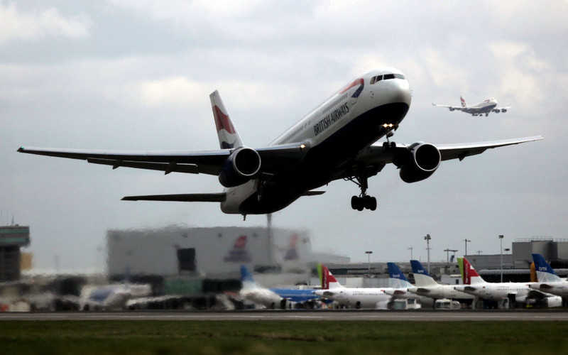 Brytyjski sąd: Rozbudowa lotniska Heathrow "niezgodna z prawem"