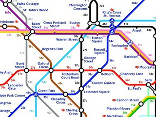 Piesza mapa metra: Ile kalorii spalamy pomiędzy jedną stacją a drugą?