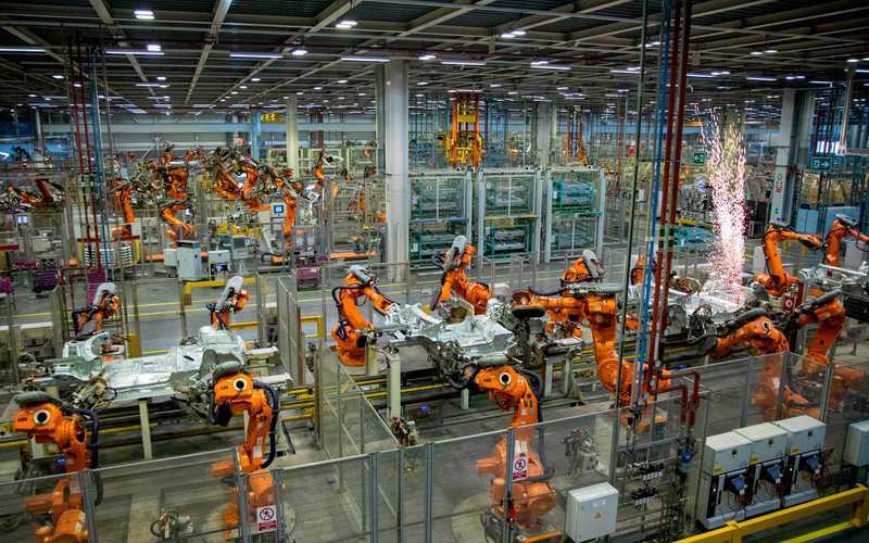 Roboty zastąpią na Wyspach tanią siłę roboczą z UE