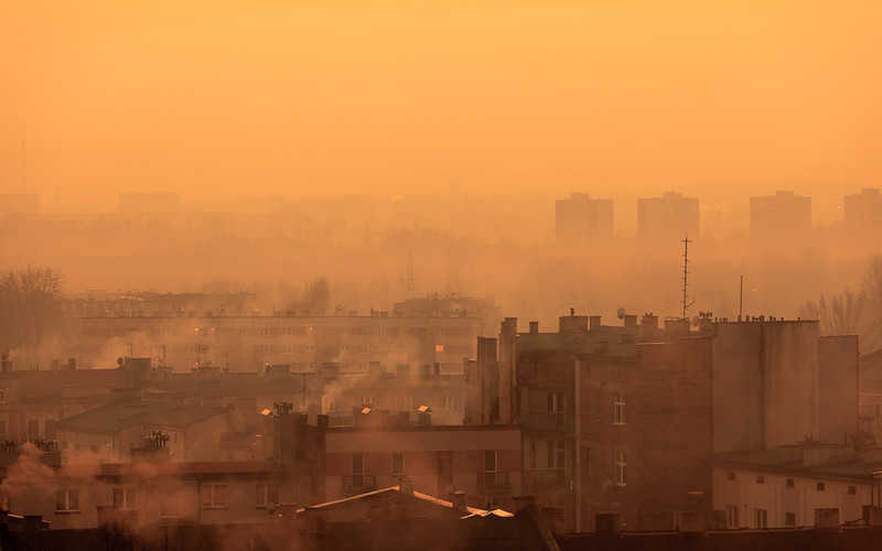 Każdy Polak płaci za smog od 300 do 800 euro rocznie 