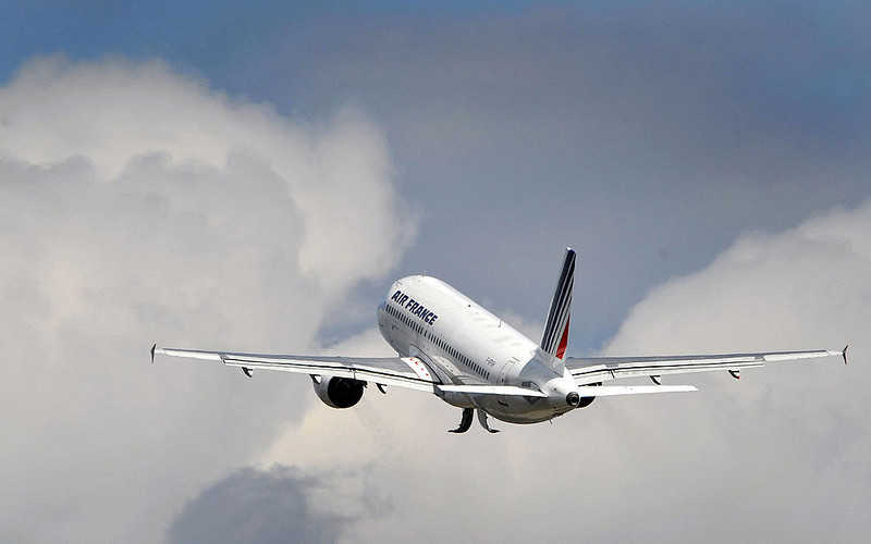 Emirates, Air France i KLM umożliwiają bezpłatną zmianę rezerwacji biletów 