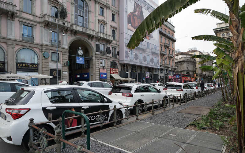 1 200 euro za ucieczkę taksówką z Mediolanu do Rzymu przed koronawirusem 