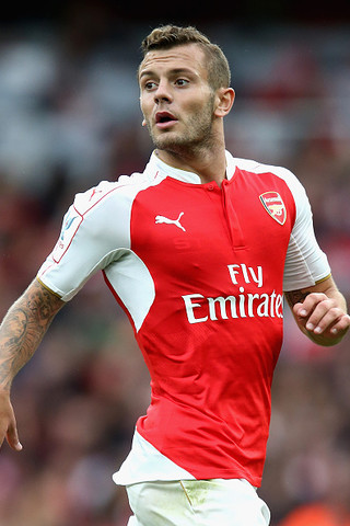 Jack Wilshere suffers hairline fracture of ankle and faces another lengthy lay-off