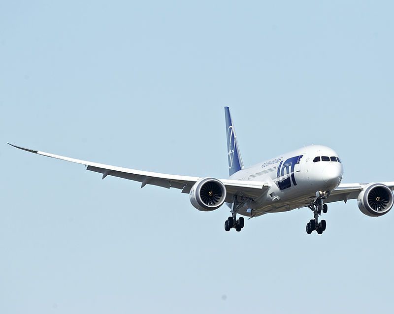 Fly home: Today flights to Warsaw from Delhi, Bangkok, New York and Toronto