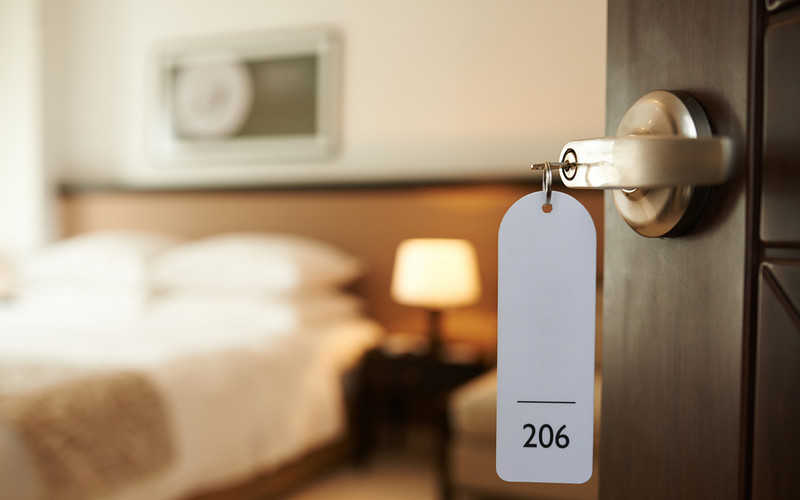 Koronawirus uderza w polskie hotele. "Świecą pustkami"
