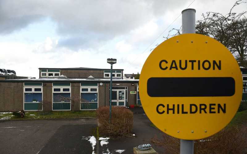 Coronavirus: Many schools 'will have to shut in days'