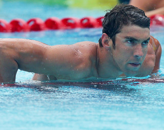 Michael Phelps wins 200m IM at USA National Championships