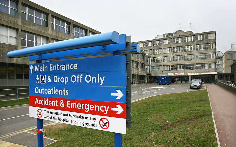 "Sytuacja krytyczna" w londyńskim szpitalu. Pacjenci nie są już przyjmowani