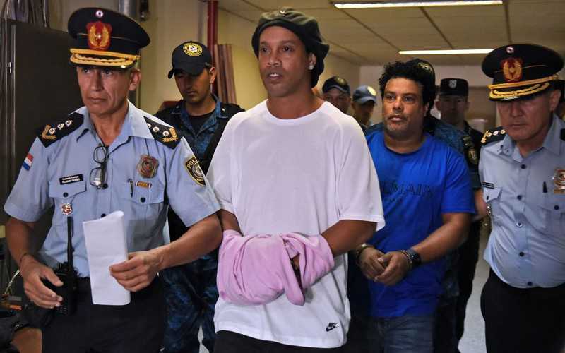 Ronaldinho spędził 40. urodziny w paragwajskim areszcie