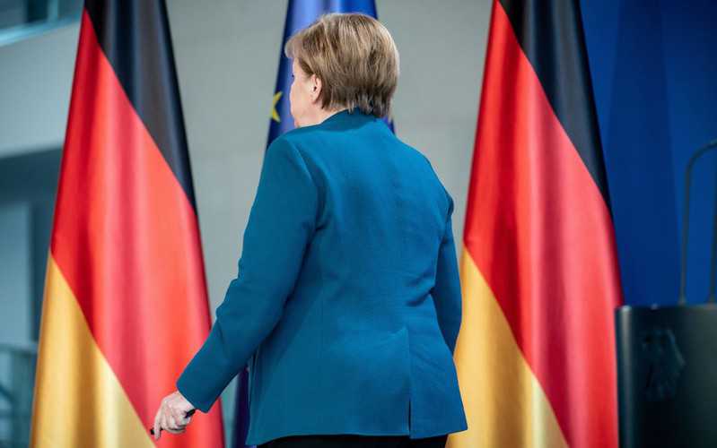 Angela Merkel podda się domowej kwarantannie
