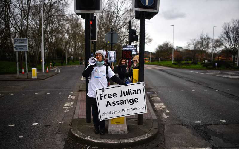 Sąd nie zgodził się, by Julian Assange wyszedł z więzienia