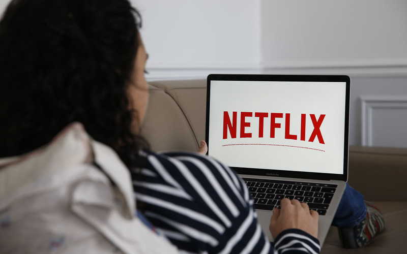 Gigantyczny wzrost zarobków Netflixa w UK