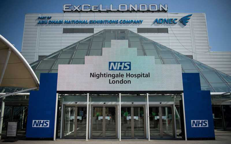 Anglia: Do połowy kwietnia powstaną dwa nowe szpitale dla chorych na Covid-19