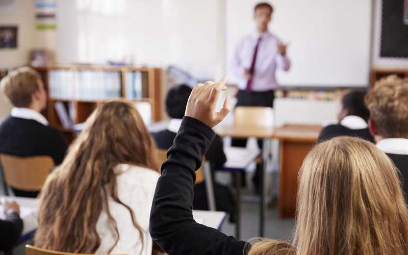 ZNP apeluje o odwołanie kwietniowych i majowych egzaminów w szkołach