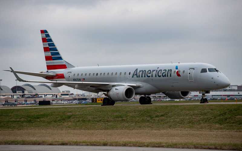 Połączenie American Airlines z Chicago do Krakowa przesunięte na 2021 r.