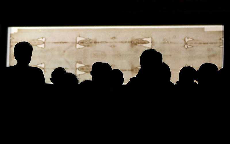 Shroud of Turin to be displayed on Holy Saturday 