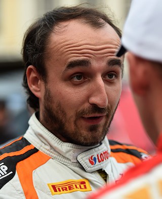 Kubica wymieniał silnik, Latvala liderem w Niemczech