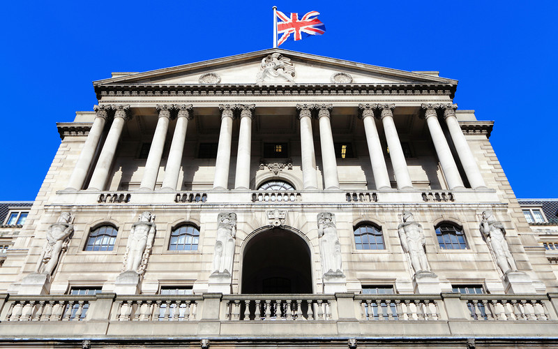 Brytyjski rząd będzie pożyczał od Banku Anglii