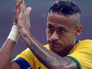Neymar Manchester United link dismissed by Barcelona