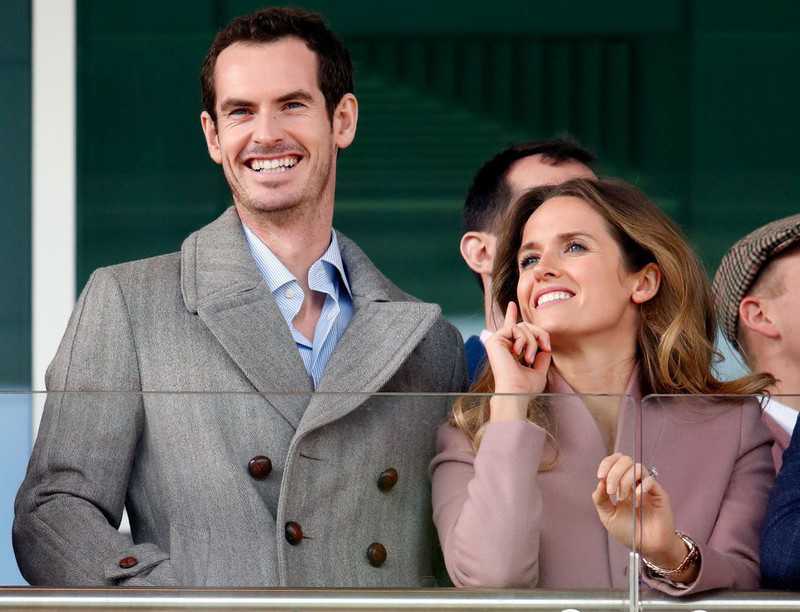 Andy Murray and wife Kim Sears take on '100 volley challenge' before Roger Federer nomination
