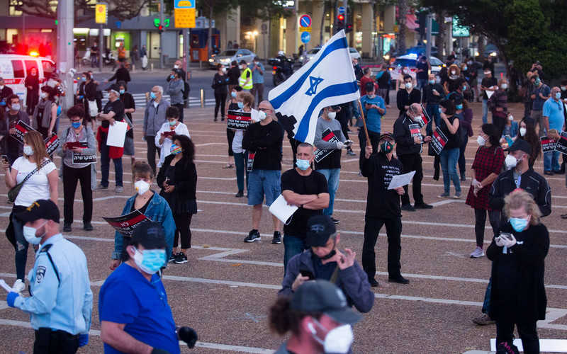 Izrael: Tysiące ludzi demonstrowały przeciwko premierowi