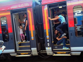 Pociąg z setkami imigrantów niewpuszczony do Austrii