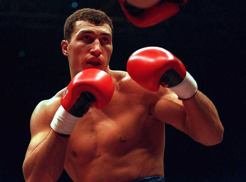 Legenda boksu odradza Władimirowi Kliczce powrót na ring