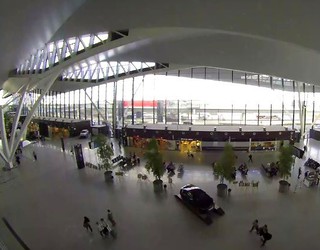 Gdańskie lotnisko może już obsłużyć rocznie 7 mln pasażerów 