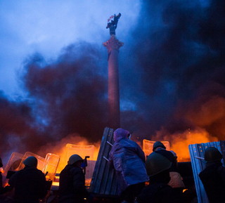 Kijów w ogniu. Mogło zginąć nawet 60 osób