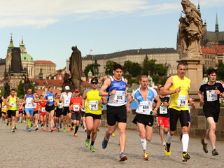 Marathon in Pragoue also online
