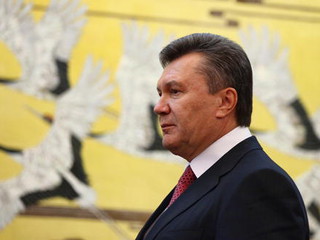 Media: Janukowycz ścigany? Owszem - na Facebooku