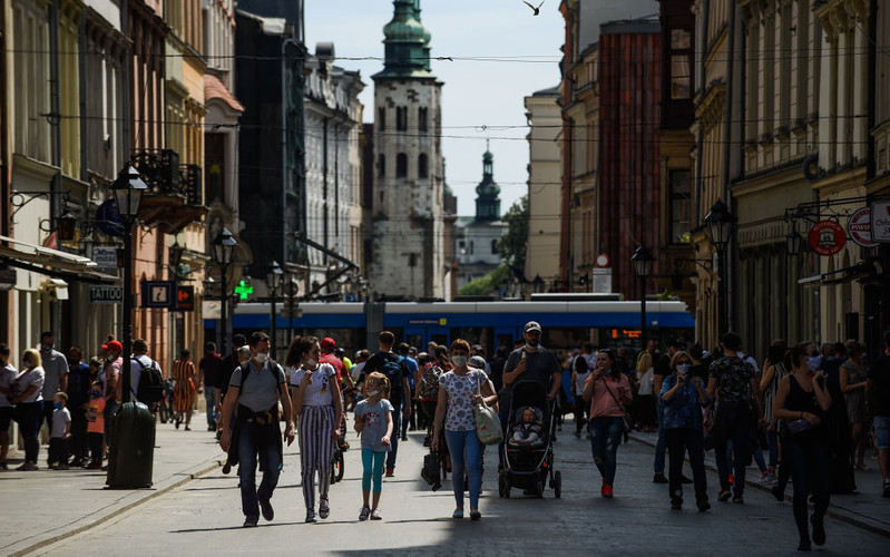 Od dziś otwarcie wielu punktów usługowych w Polsce