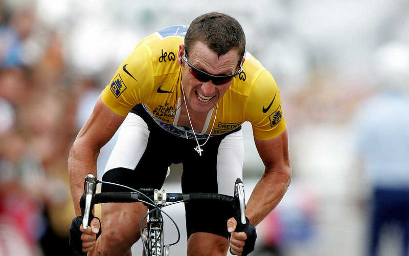 Lance Armstrong admits to first doping 'probably at 21'