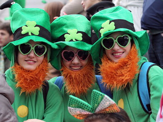 Irlandczycy wolą życie na emigracji. 1 na 6 osób mieszka za granicą