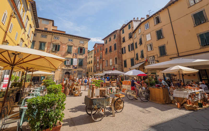 Burmistrz Rzymu zaprasza turystów: Miasto jest bezpieczne 